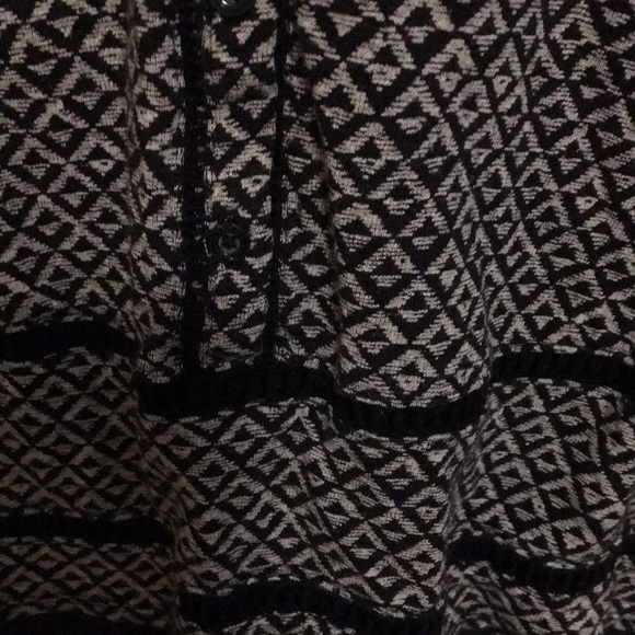 Lucky Brand flowy blouse XS - Picture 3 of 3